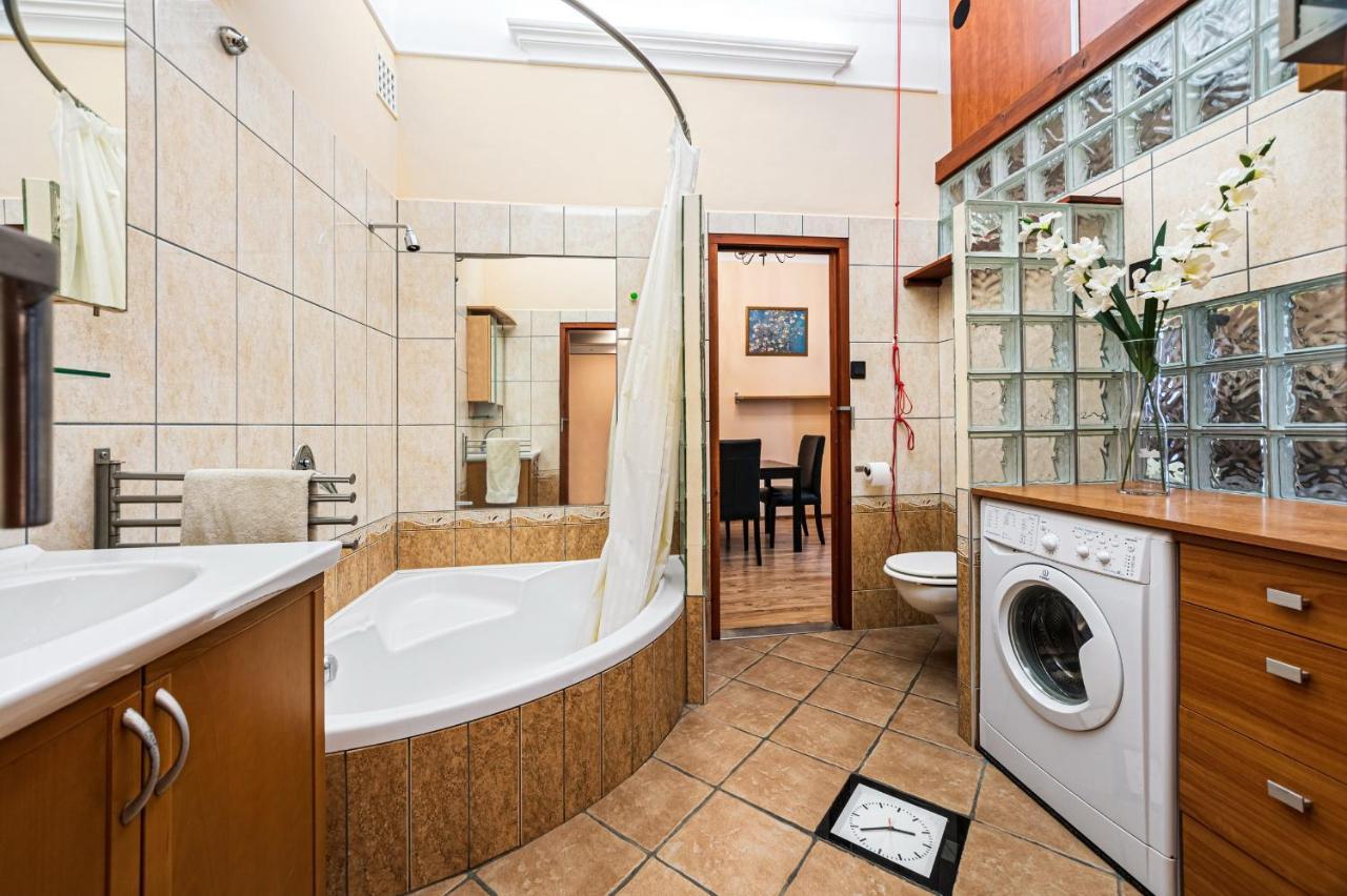 Oktogon Beautiful Relaxing Apartment Budapest Exteriör bild